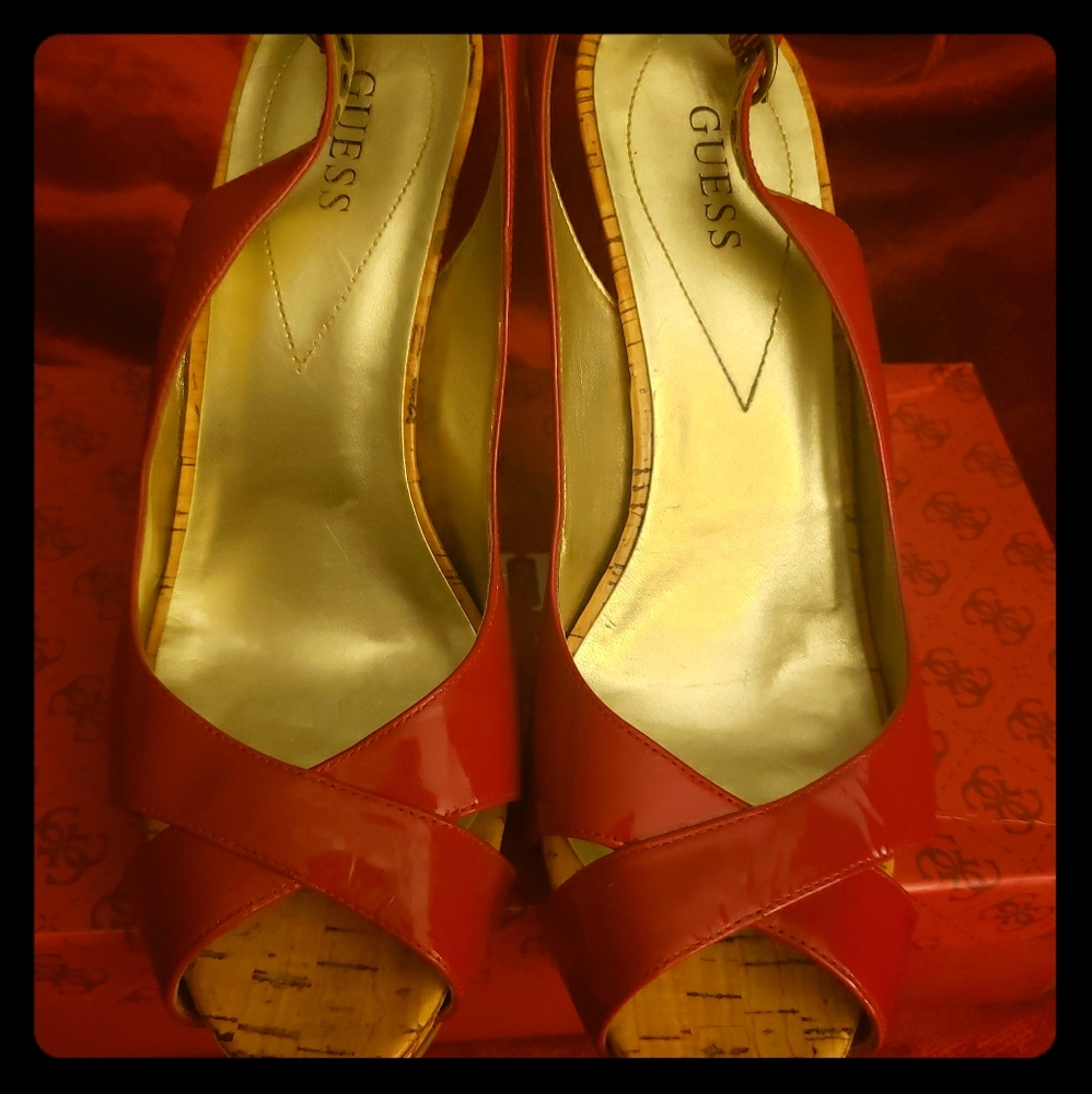 Red Pump